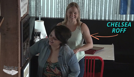 Best Shift Ever, Waitress Receives Life-Changing Tip Best Shift Ever, Waitress Receives Life-Changing Tip